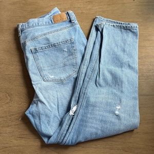 AE American Eagle Outfitters Mom Jeans